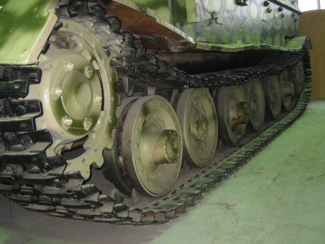 траки Ferdinand1.jpg